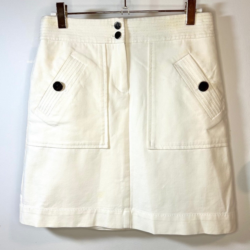 White midi straight skirt with buttons